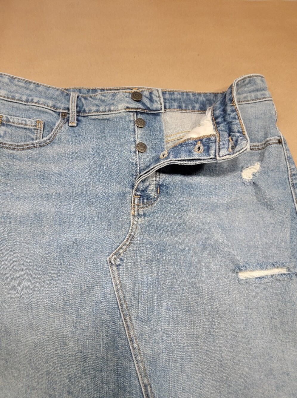 Old Navy Size 10 Blue Denim Distressed Mini Skirt, Raw/Frayed Hem - Picture 9 of 9